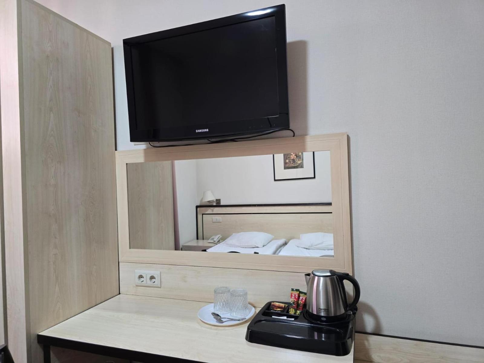 Hotel Rike Park 第比利斯 外观 照片