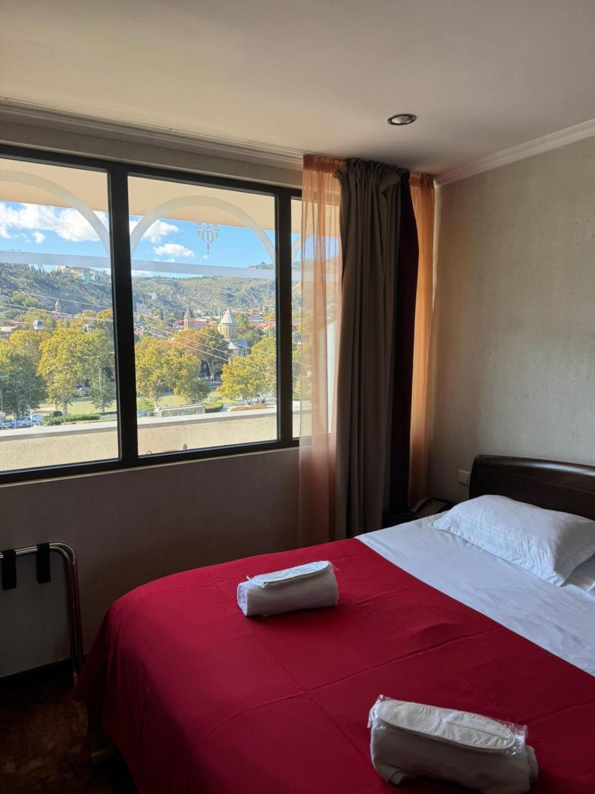 Hotel Rike Park 第比利斯 外观 照片