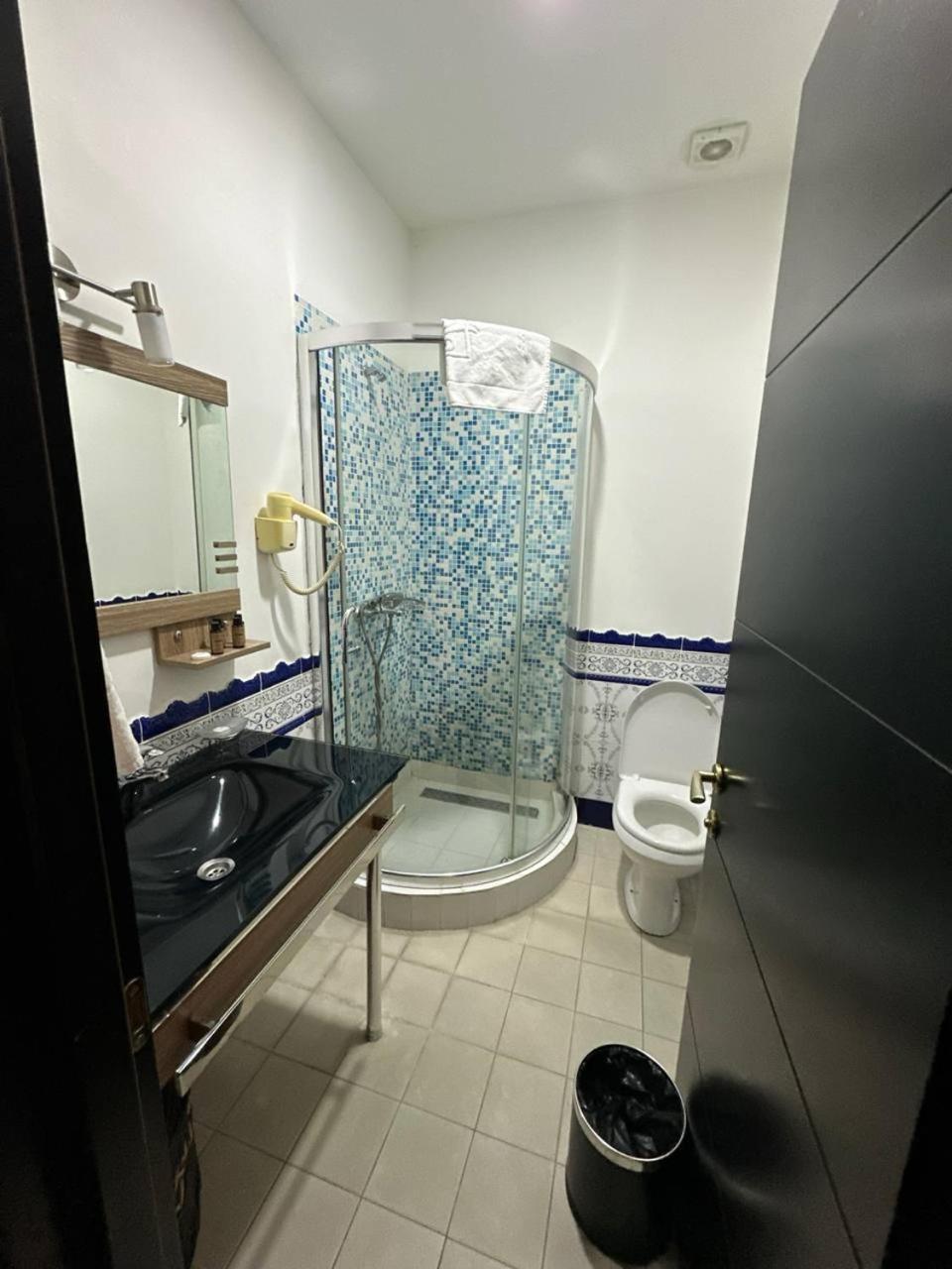 Hotel Rike Park 第比利斯 外观 照片